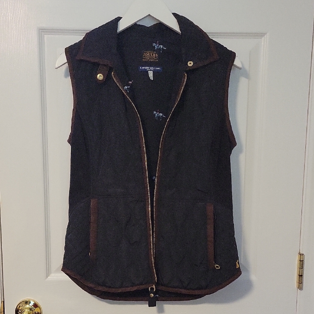 Joules Women's Dark Quilted Vest with Brown Accents